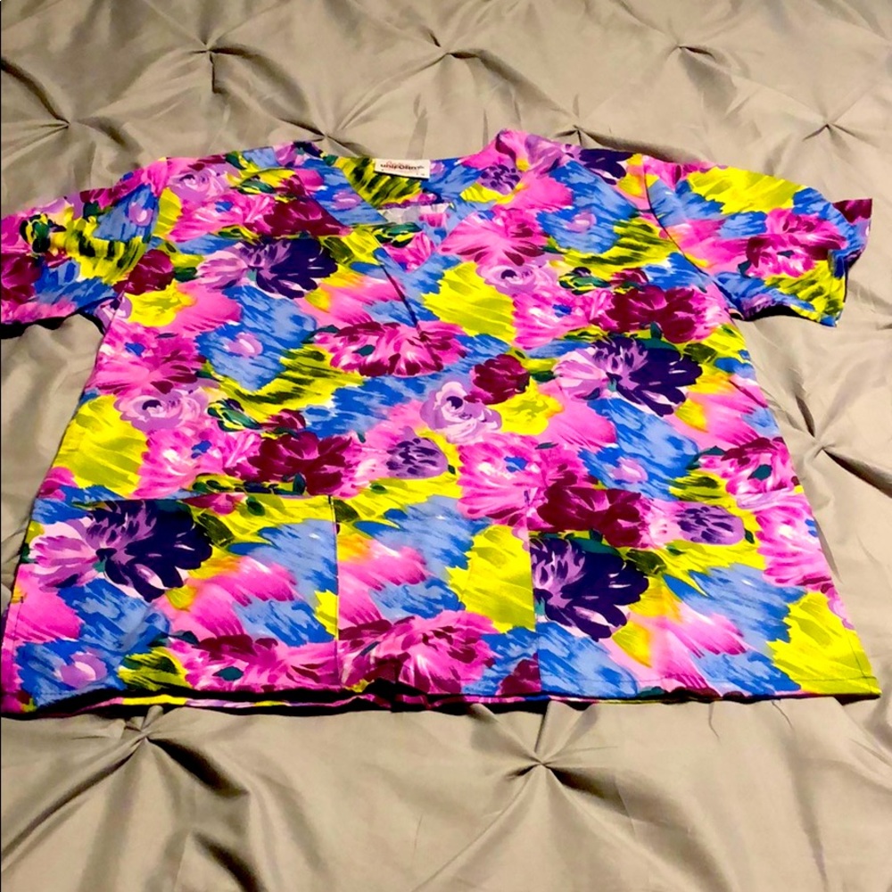 Women’s Scrub Top